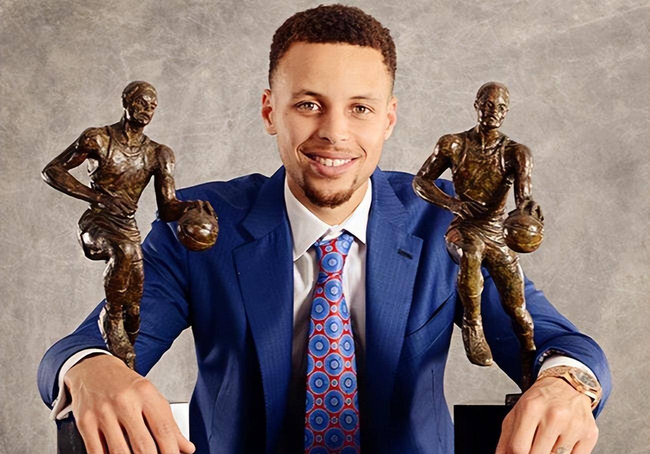 转会期尼斯队长鼓劲：NBA常规赛节点到来；悬念犹存；医务组通报恢复的简单介绍