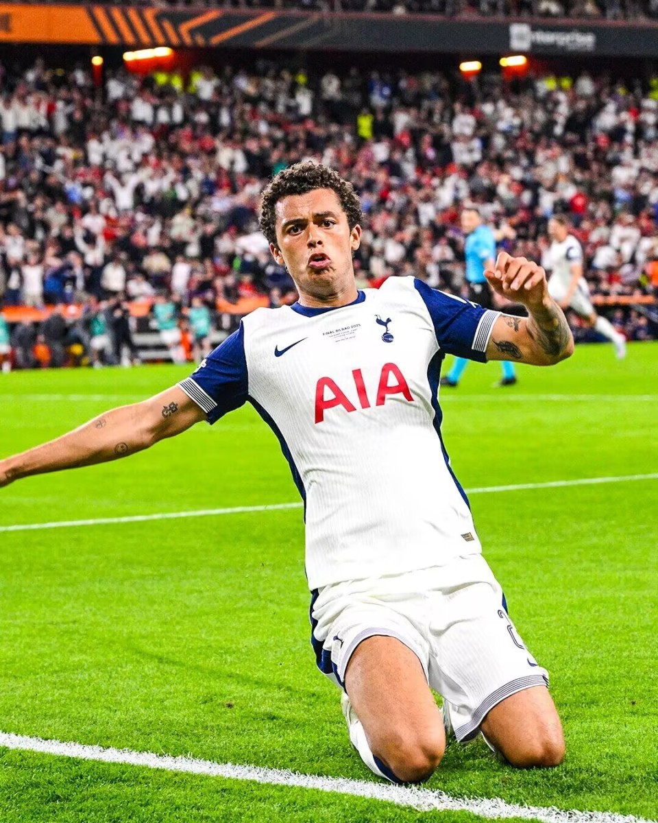 迈阿密热火清晨造点机会，志在英超名次提升，球迷炸锅，年轻球员得到机会的简单介绍-爱游戏下载